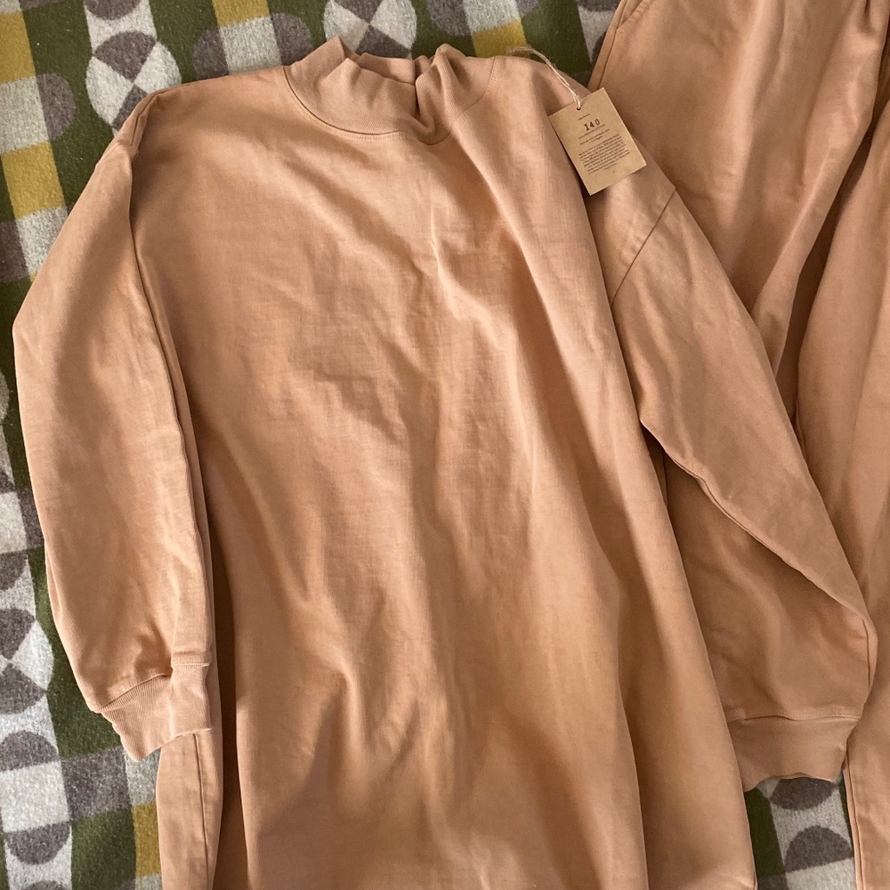 Rudy Jude gardener shirt and sweatpants